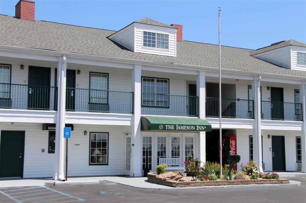 Jameson Inn Douglas Buitenkant foto
